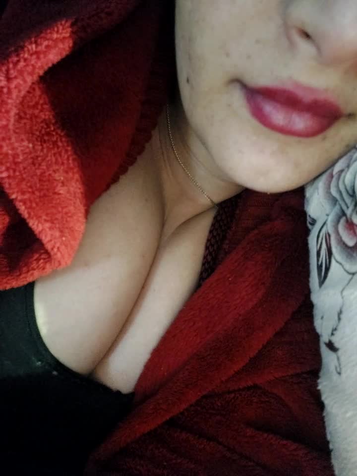 Amira_hoot 2023-12-25 20-27-44 275