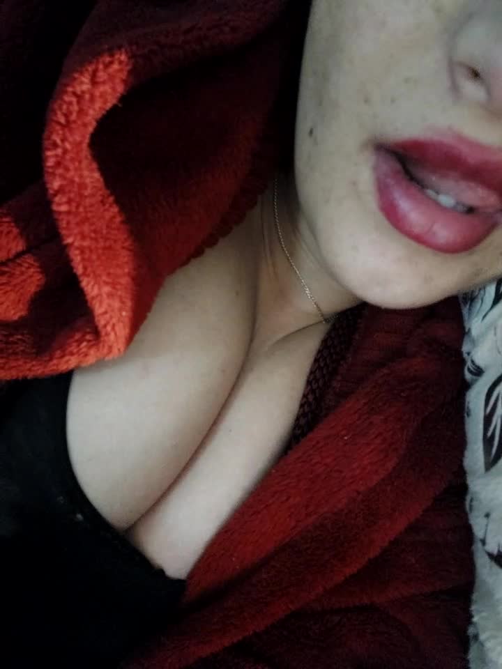Amira_hoot 2023-12-25 20-28-24 917