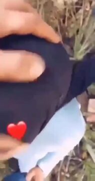 جزائرية محجبة تمص زب النياك في الغابة
